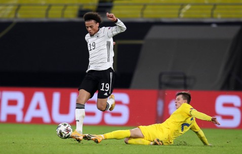 皇冠体育登录-乌克兰战胜挪威-业界热捧福队期待(2022年美国业界大赏avn演员推荐)